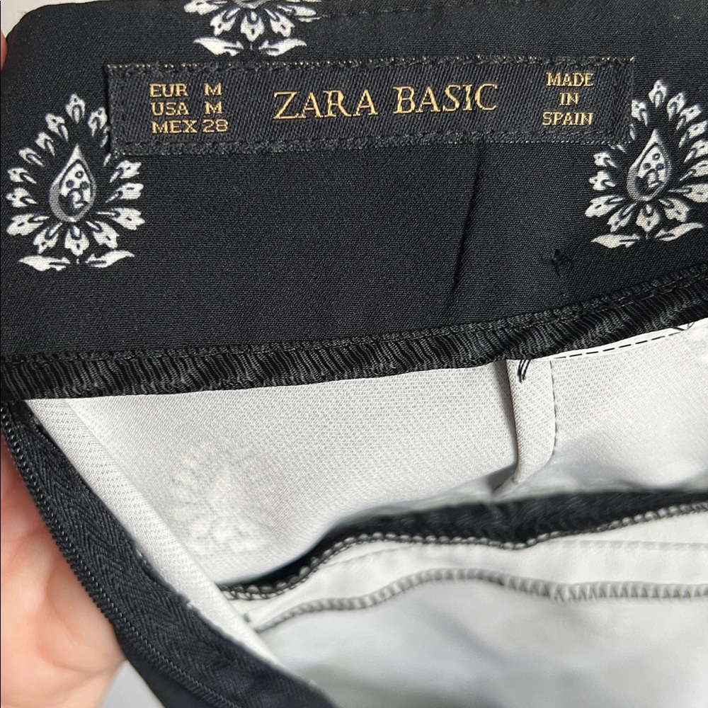 Zara Basic Shorts M - image 5